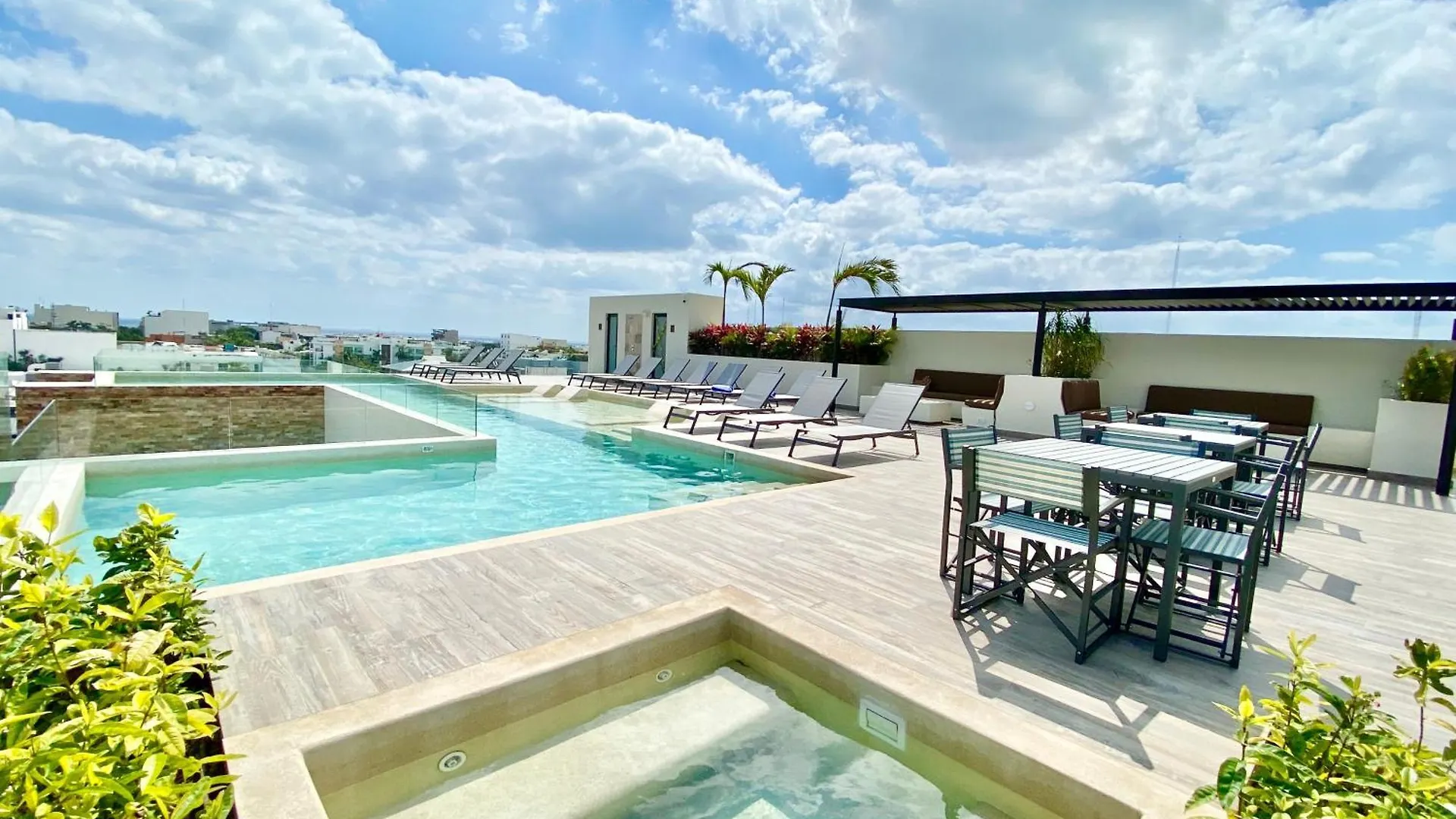 Awesome 1B Condo Downtown With 350Mg Wifi Playa del Carmen Appartement