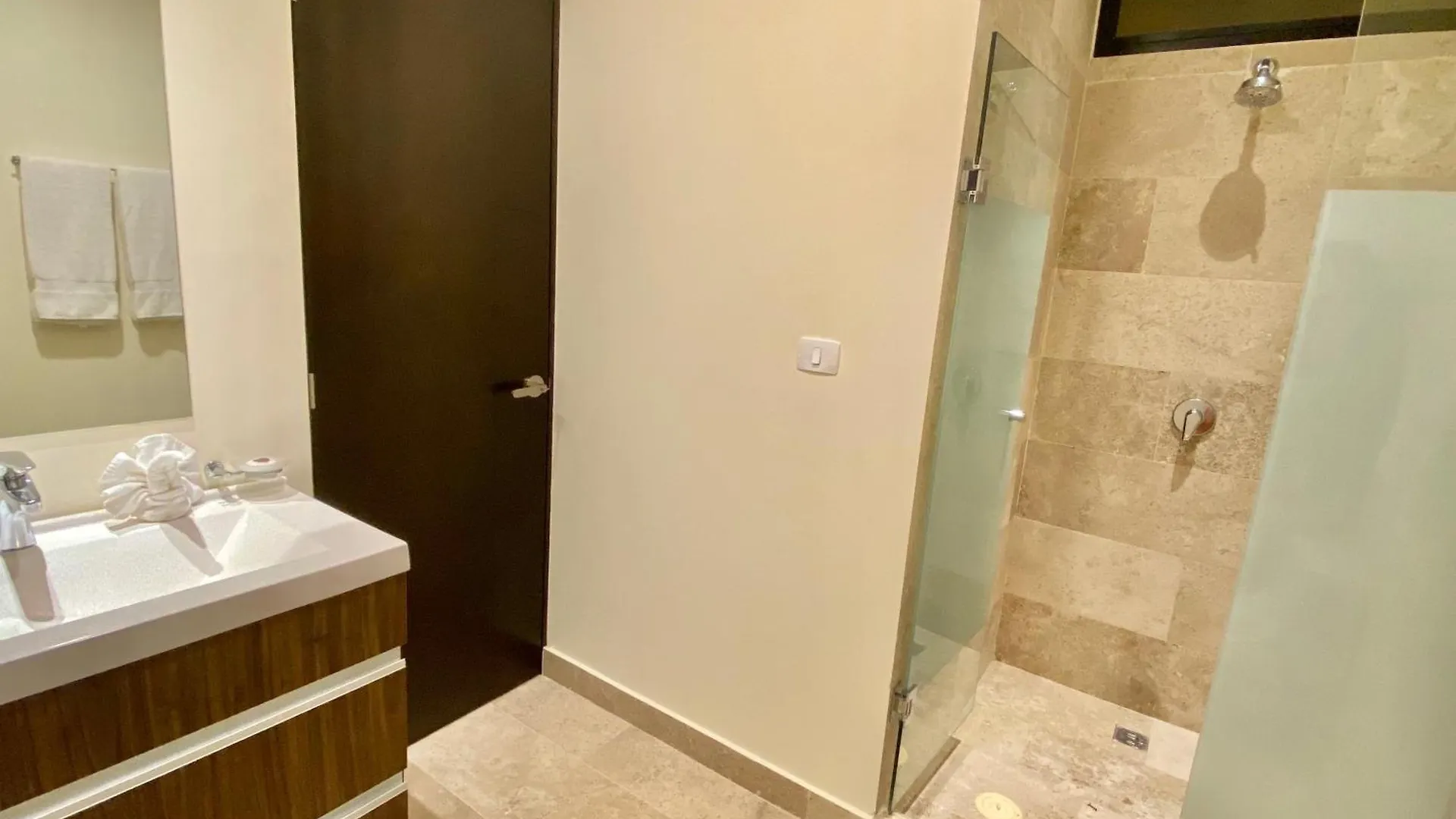 Awesome 1B Condo Downtown With 350Mg Wifi Playa del Carmen 0*,  Meksika
